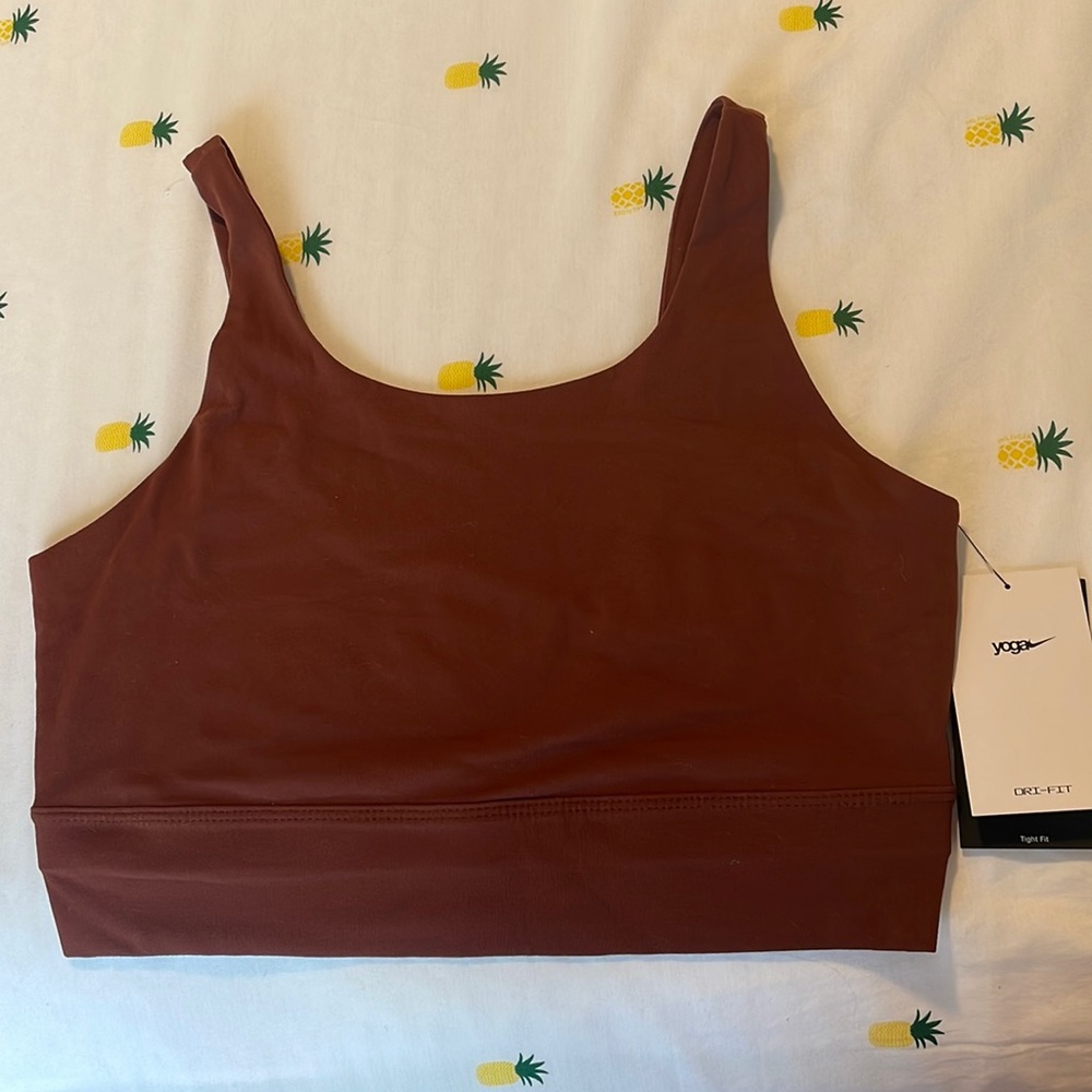 Nike yoga sports bra sz m